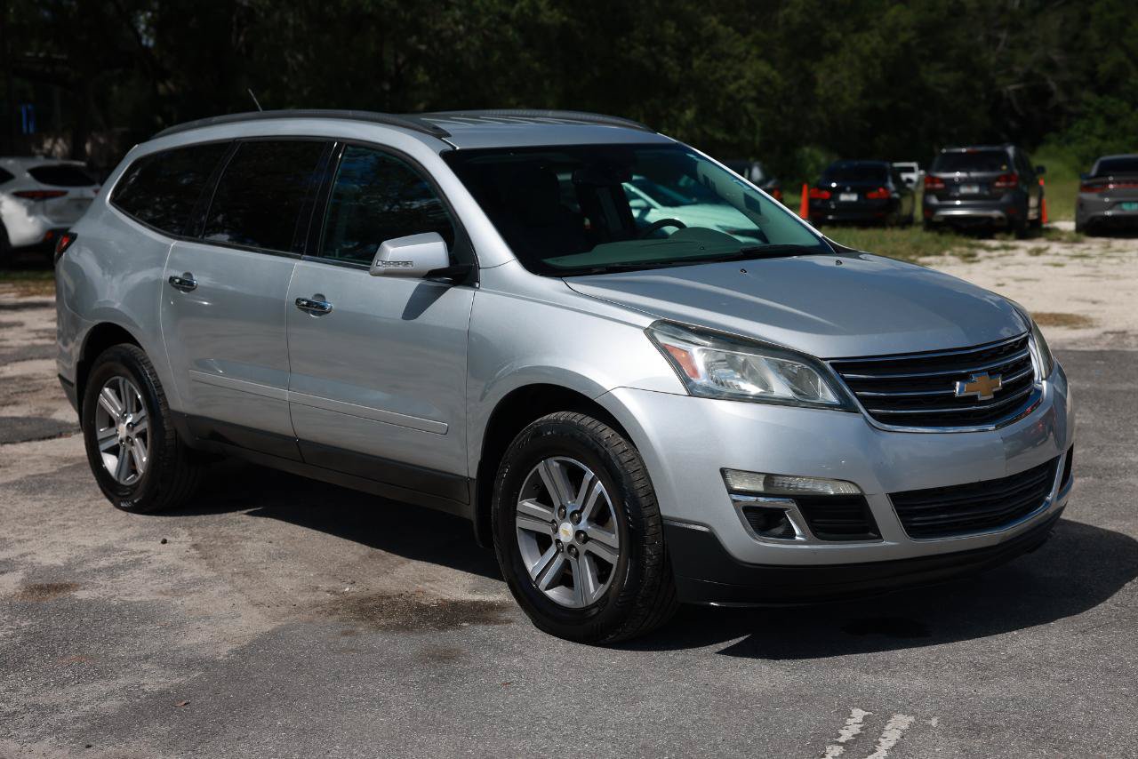 Used 2015 Chevrolet Traverse LT FWD image 15