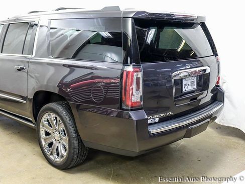 Used 2018 GMC Yukon XL Denali w/ Open Road Package image 7