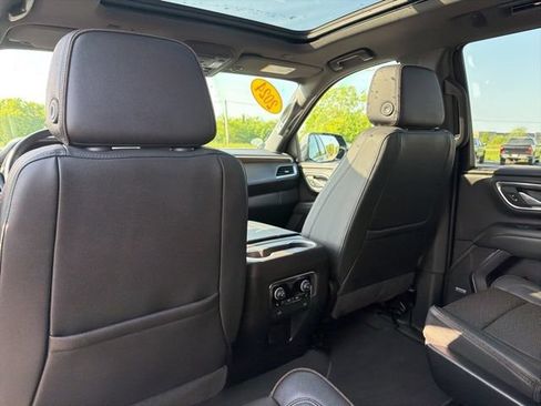 Used 2024 Chevrolet Tahoe High Country AWD/4WD image 21