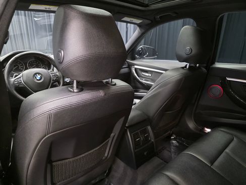 Used 2018 BMW 330i Sedan w/ Convenience Package RWD image 46