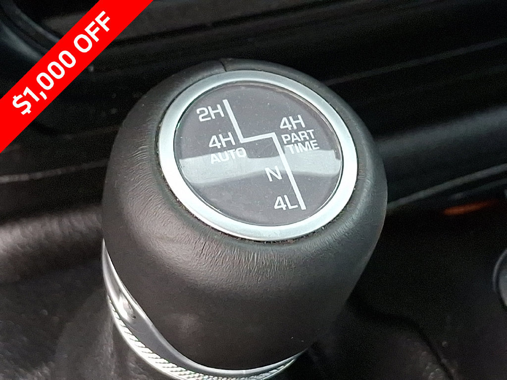 Used 2023 Jeep Wrangler Unlimited Sahara w/ Dual Top Group AWD/4WD image 25