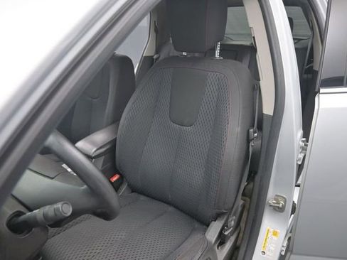 Used 2011 GMC Terrain SLE w/ LPO, Protection Package FWD image 11