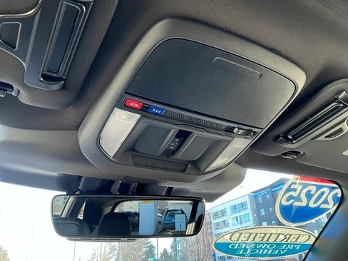 Certified 2025 Subaru Forester Limited image 16
