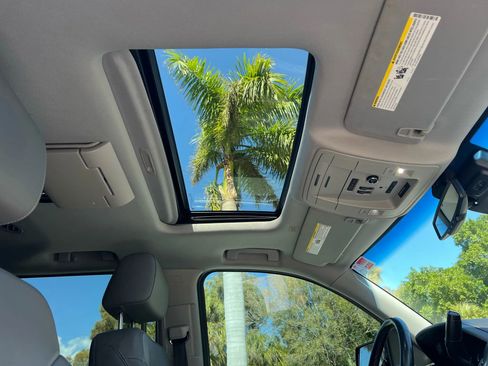 Used 2019 Chevrolet Tahoe LT image 41