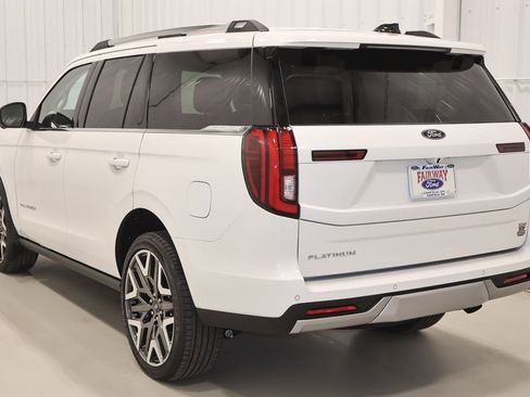 New 2026 Ford Expedition Platinum w/ Platinum Ultimate Package AWD/4WD image 6