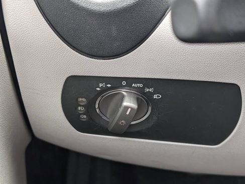 Used 2005 Mercedes-Benz SLK 350 image 23