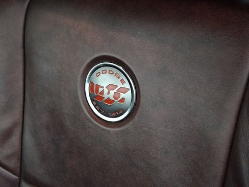 Used 2014 Dodge Challenger R/T image 22