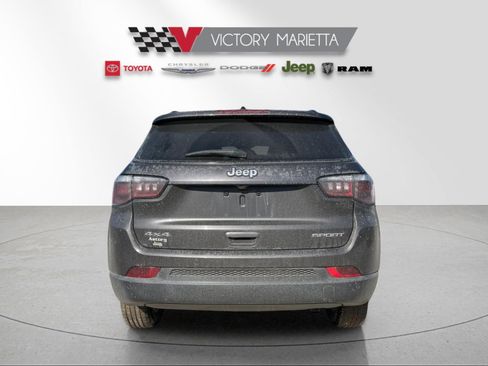 Used 2018 Jeep Compass Sport w/ Tech Group image 4