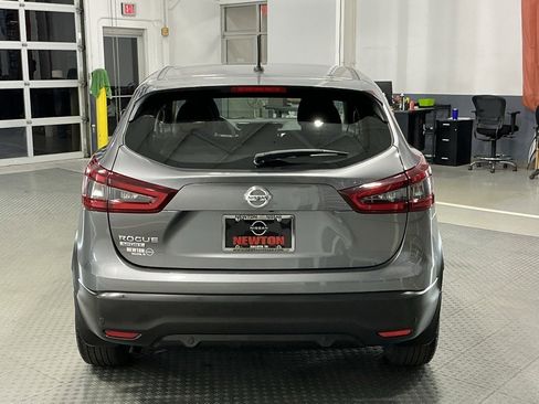 Used 2021 Nissan Rogue Sport S image 34