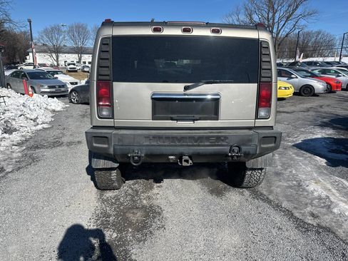 Used 2005 HUMMER H2 w/ Preferred Equipment Group AWD/4WD image 4
