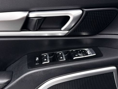 Used 2022 Kia Telluride LX FWD image 28