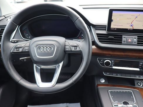 Used 2018 Audi Q5 2.0T Premium AWD/4WD image 10