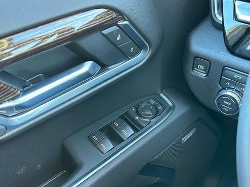 New 2026 GMC Sierra 1500 Elevation w/ Elevation Premium Package image 32