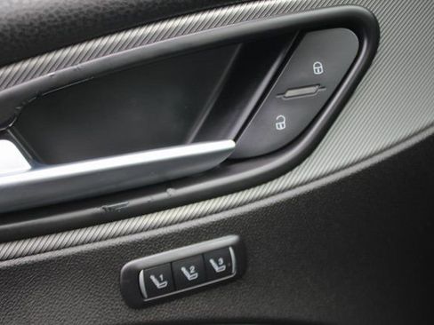 Used 2023 Alfa Romeo Stelvio Veloce image 20