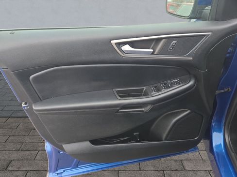 Certified 2023 Ford Edge SEL w/ Convenience Package image 10