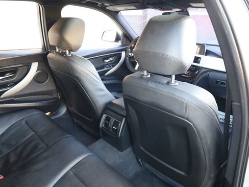 Used 2016 BMW 320i Sedan image 26