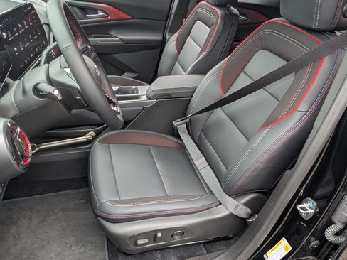 Used 2025 Chevrolet Equinox EV RS image 16