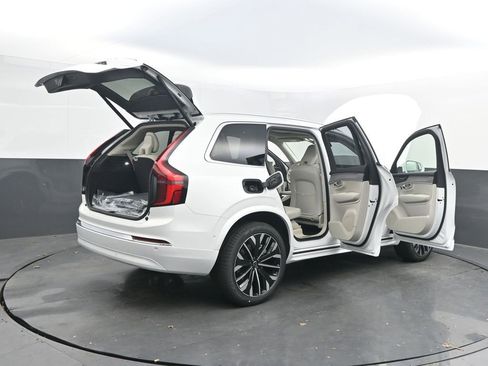 New 2026 Volvo XC90 B6 Ultra w/ Protection Package AWD/4WD image 39