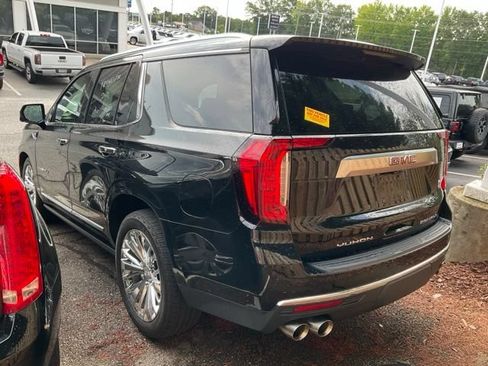 Used 2022 GMC Yukon Denali w/ Denali Ultimate Package AWD/4WD image 4