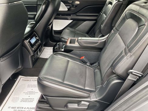 Used 2021 Lincoln Aviator Reserve w/ Equipment Group 210A image 17