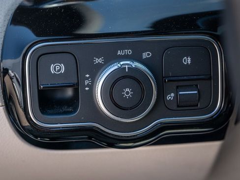 Used 2024 Mercedes-Benz CLA 250 CLA 250 image 14