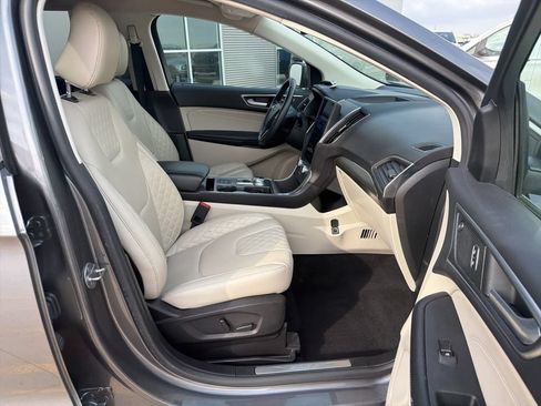Used 2023 Ford Edge Titanium AWD/4WD image 27