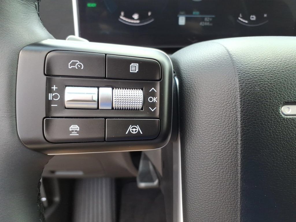 Used 2026 Hyundai Santa Fe SE FWD image 20