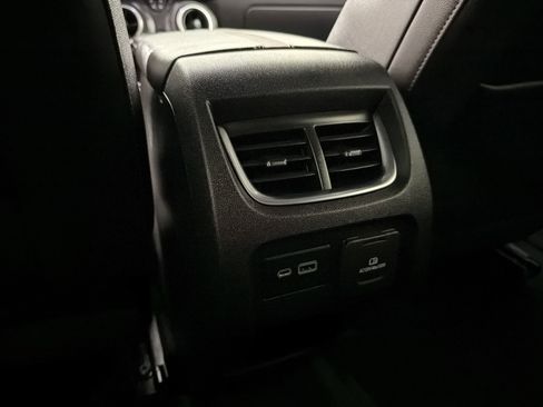 Used 2019 Chevrolet Blazer Premier w/ Sun and Wheels Package AWD/4WD image 31