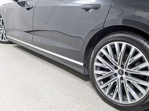 Used 2021 Audi A8 L 4.0T w/ Executive Plus Package image 12