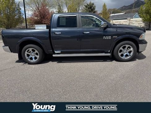 Used 2015 RAM 1500 Laramie AWD/4WD image 9