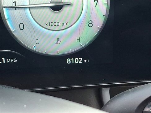 Certified 2024 Hyundai Elantra SEL w/ Convenience Package image 21