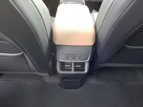 New 2026 Chevrolet Equinox ACTIV w/ Convenience Package III AWD/4WD image 15