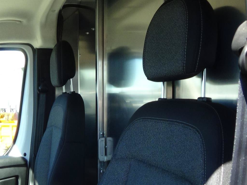 Used 2025 RAM ProMaster 2500 w/ Convenience Group FWD image 13