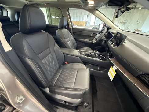New 2026 Nissan Rogue Platinum AWD/4WD image 26