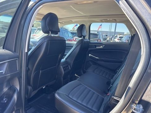 Used 2017 Ford Edge SEL w/ Equipment Group 201A image 10