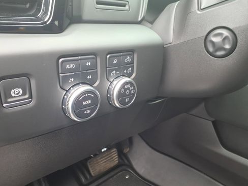 Certified 2024 GMC Sierra 1500 AT4 w/ AT4 Premium Package AWD/4WD image 26