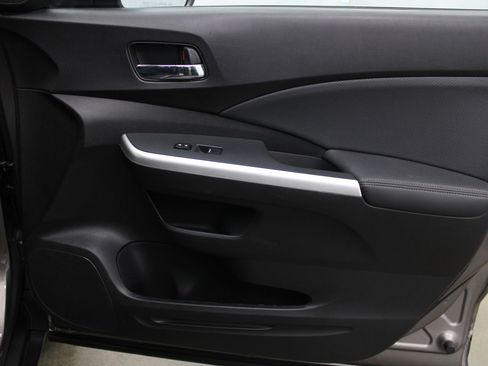 Used 2015 Honda CR-V Touring image 30