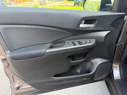 Used 2013 Honda CR-V LX image 19