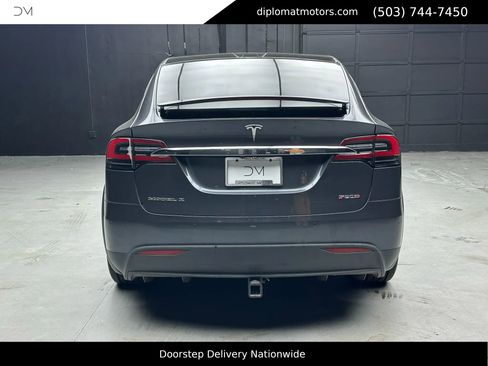Used 2016 Tesla Model X Performance image 6