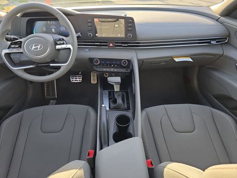 New 2026 Hyundai Elantra Sport image 18