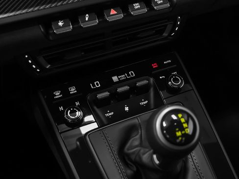 Certified 2025 Porsche 911 GT3 RS RWD image 64