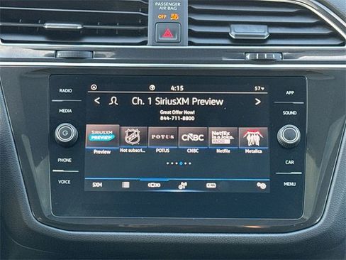 Used 2023 Volkswagen Tiguan SE image 28