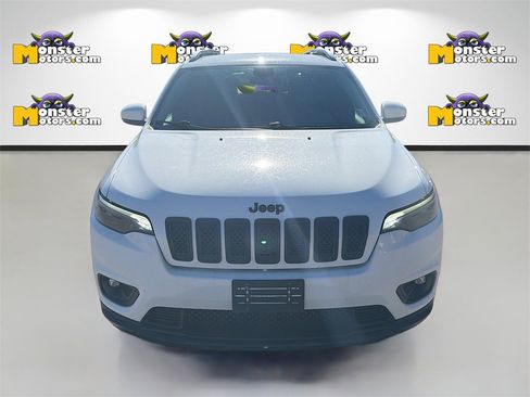 Used 2020 Jeep Cherokee Latitude Plus w/ Cold Weather Group image 2