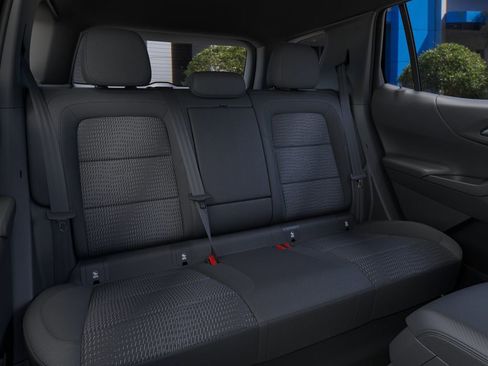 New 2026 Chevrolet Equinox LT FWD image 17