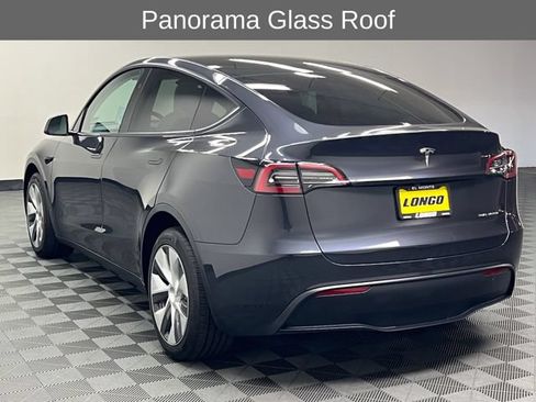 Used 2024 Tesla Model Y Long Range AWD/4WD image 7
