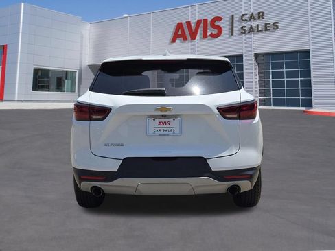 Used 2025 Chevrolet Blazer LT FWD image 7
