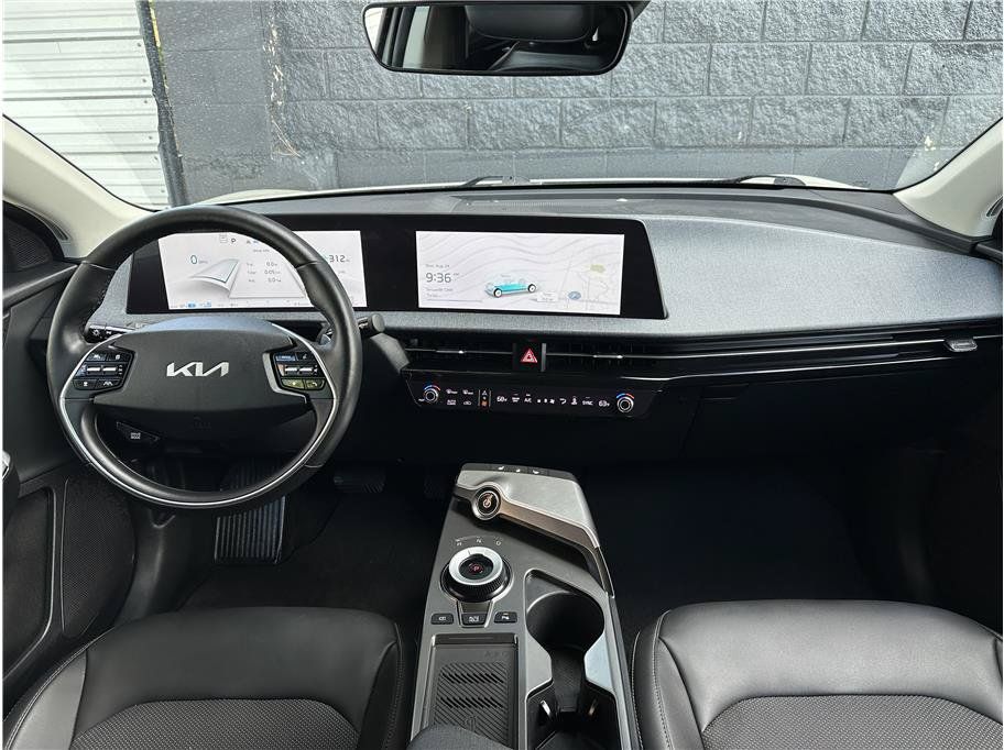 Used 2024 Kia EV6 Light AWD/4WD image 18