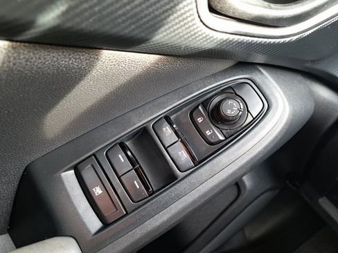 Certified 2024 Subaru Crosstrek 2.0i image 23