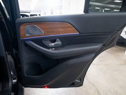 Used 2021 Mercedes-Benz GLE 350 4MATIC image 23