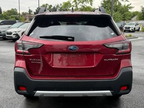 Used 2024 Subaru Outback Limited AWD/4WD image 5